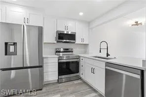 1085 Forest Lakes Dr 8102, Naples, Florida 34105