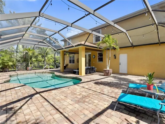 15459 Briarcrest Cir, Fort Myers, Florida 33912