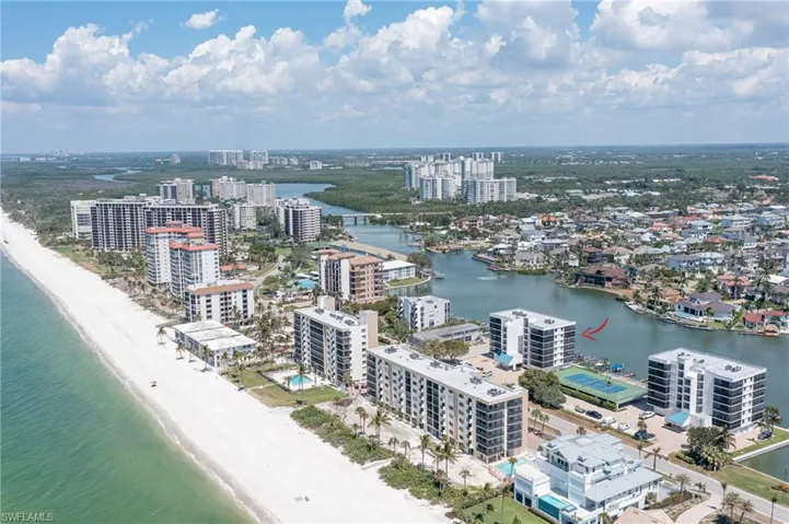 10482  Gulf Shore Dr.  , Naples, FL 34108