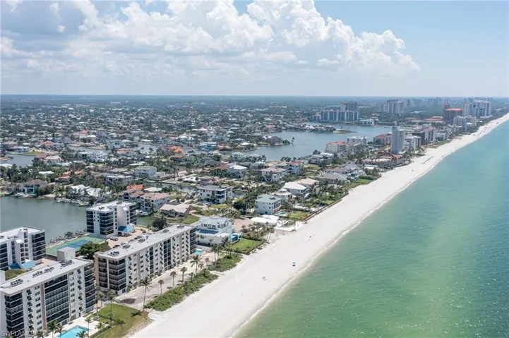 10482  Gulf Shore Dr.  , Naples, FL 34108