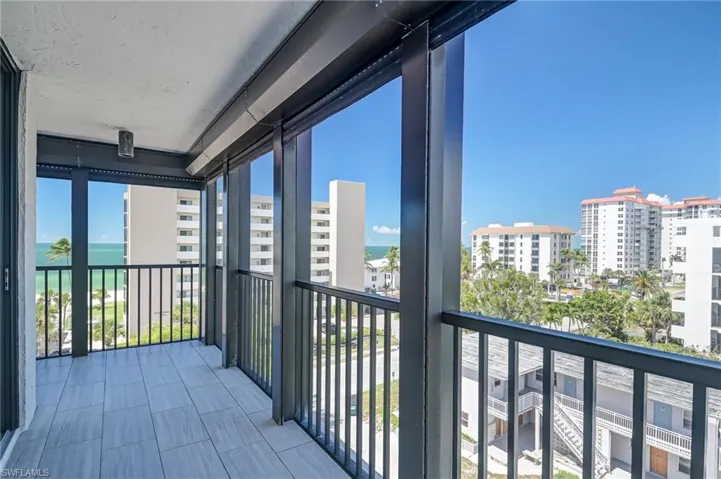 10482  Gulf Shore Dr.  , Naples, FL 34108