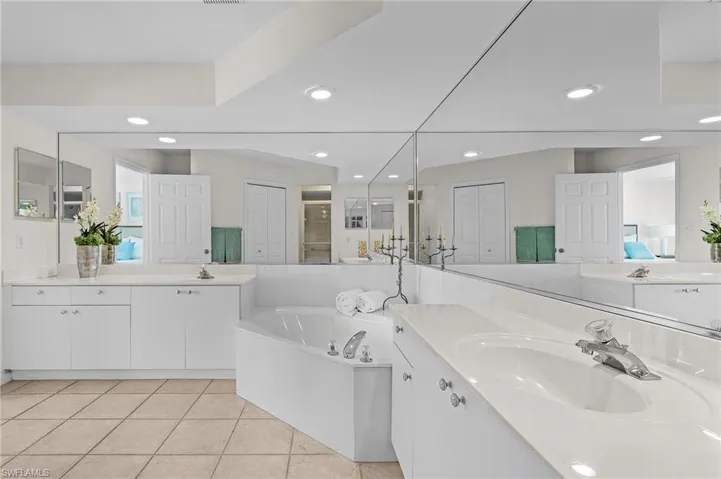 4907  Europa  DR, Naples, FL 34105