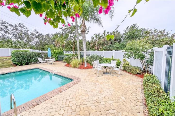 Enjoy, swim, snooze and appreciate... it never snows here