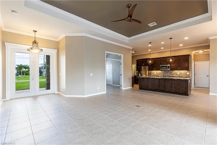 2529 Sw 23rd Pl, Cape Coral, Florida 33914