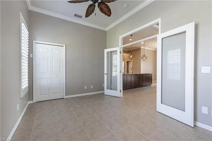 2529 Sw 23rd Pl, Cape Coral, Florida 33914
