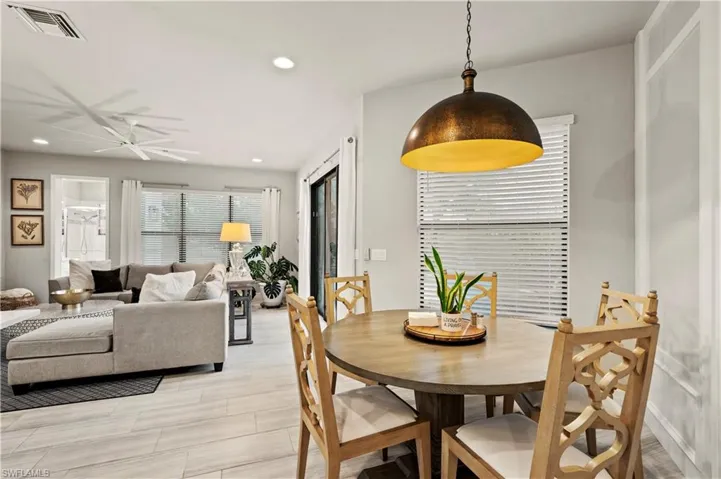 Dining nook