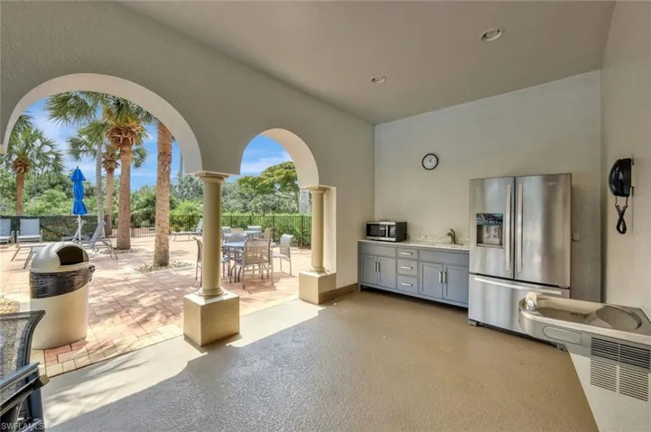 View of patio / terrace with an outdoor kitchen