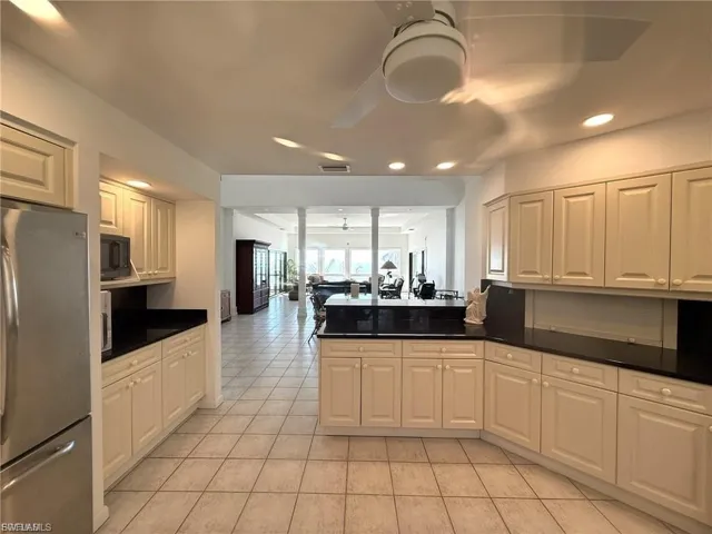 484  Gulf Bend  DR, Captiva, FL 33924