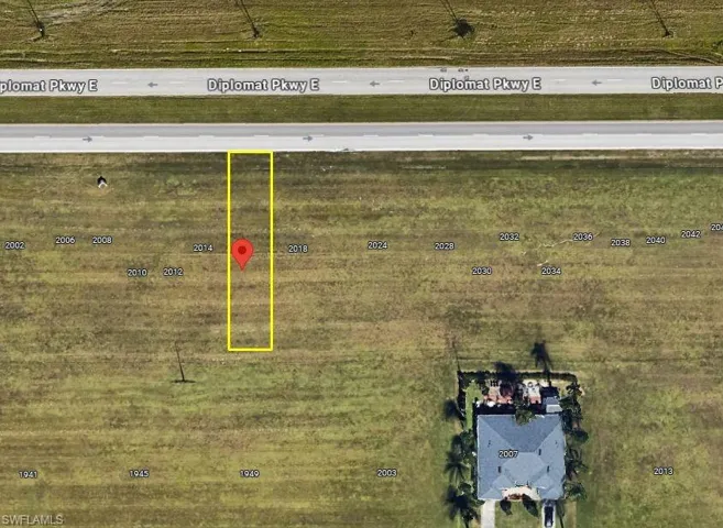 2016 Diplomat Pkwy E, Cape Coral, Florida 33909