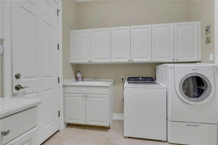 16103 Waterleaf Ln, Fort Myers, Florida 33908