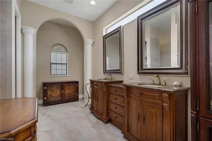 16103 Waterleaf Ln, Fort Myers, Florida 33908