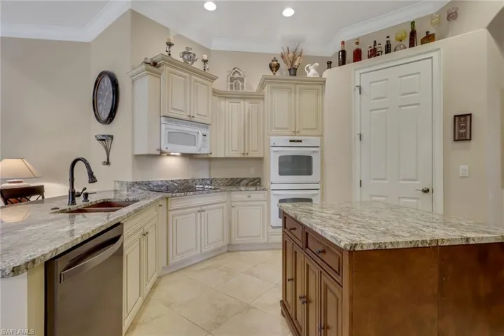 16103 Waterleaf Ln, Fort Myers, Florida 33908