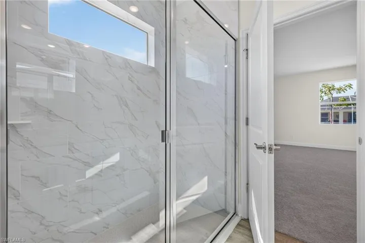 1208 Nw 19th St, Cape Coral, Florida 33993