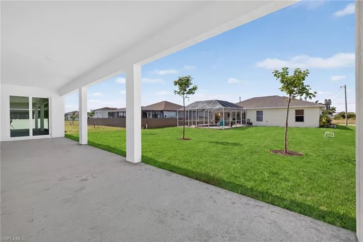 1208 Nw 19th St, Cape Coral, Florida 33993