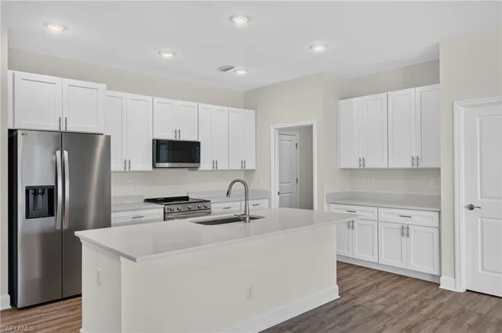 1208 Nw 19th St, Cape Coral, Florida 33993