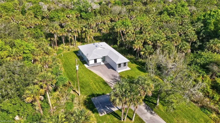 4393  32nd SE AVE, Naples, FL 34117