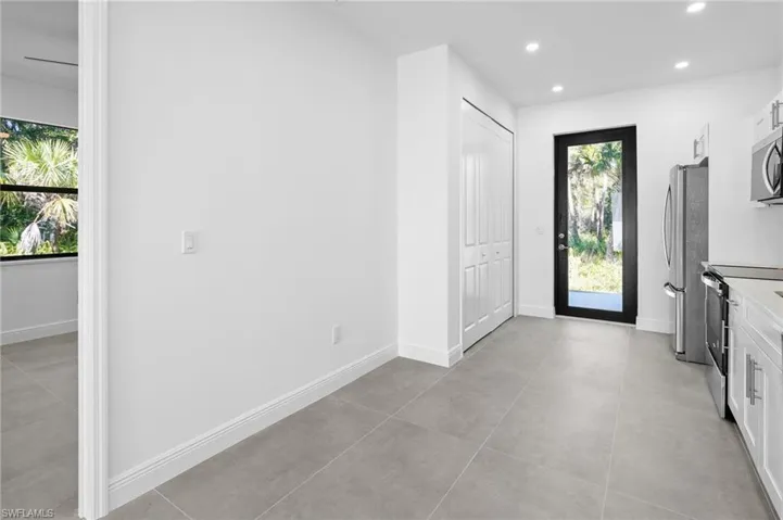 4393  32nd SE AVE, Naples, FL 34117