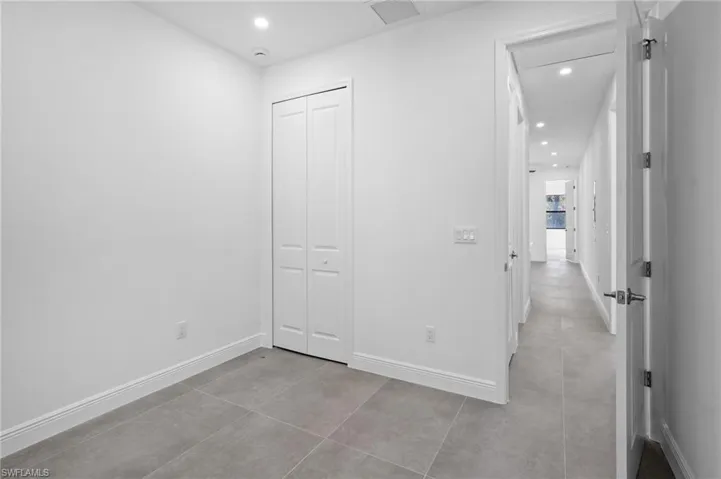 4393  32nd SE AVE, Naples, FL 34117