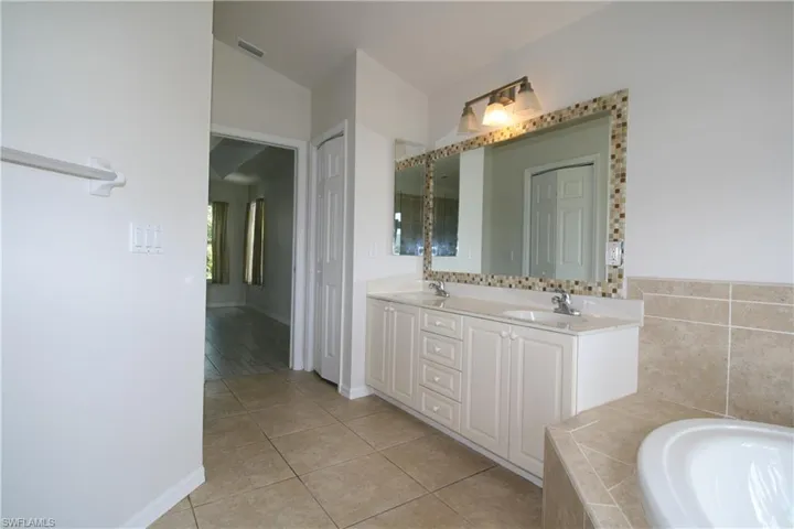 1501 SE 36th  ST, Cape Coral, FL 33904
