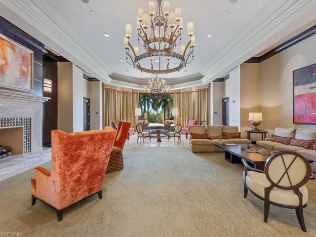 Lesina Amenity - Grand Lobby