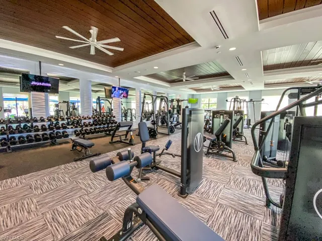 12053  Mimosa  ST, Naples, FL 34120