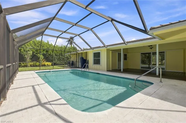 64 Pebble Beach Blvd, Naples, Florida 34113