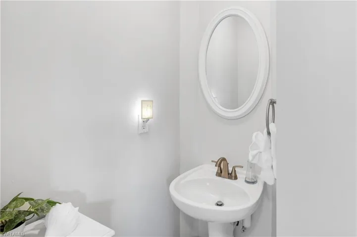 201 Vintage Bay Dr B 18, Marco Island, Florida 34145