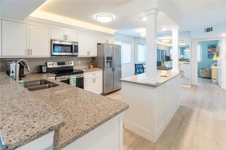 270 Naples Cove Dr 3506, Naples, Florida 34110