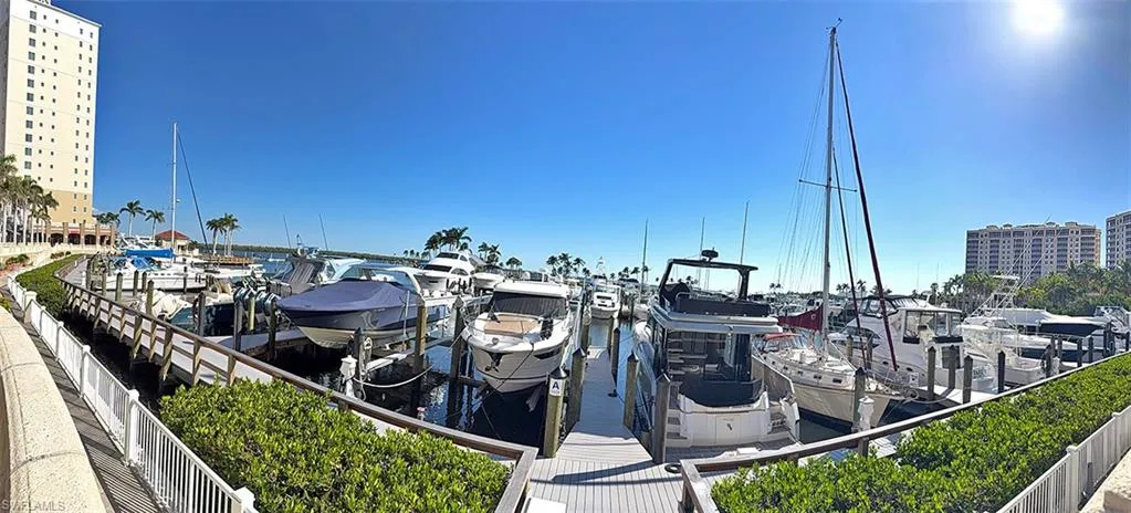 Tarpon Point Marina