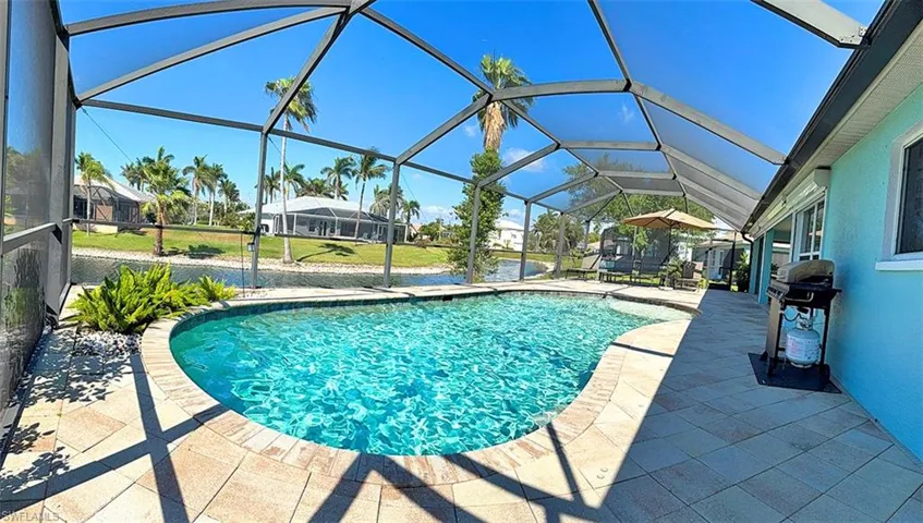Pool - Lanai Area
