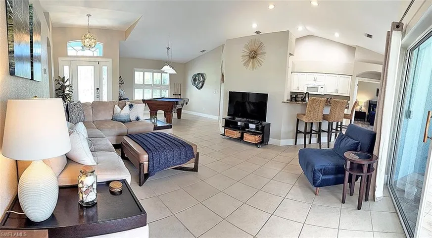 Living room, Dining, room, Kitchen layout
