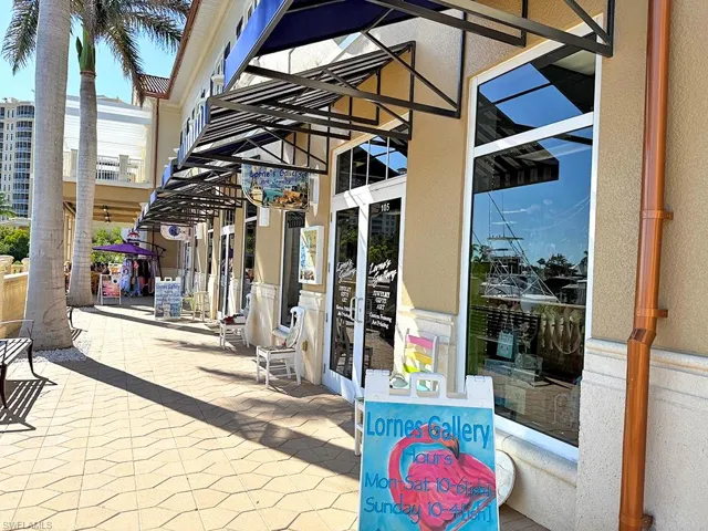 Tarpon Point Shops