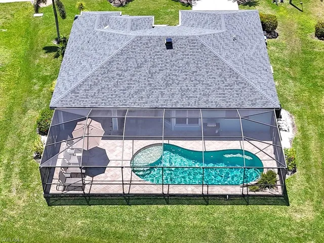 Aerial - Back with pool