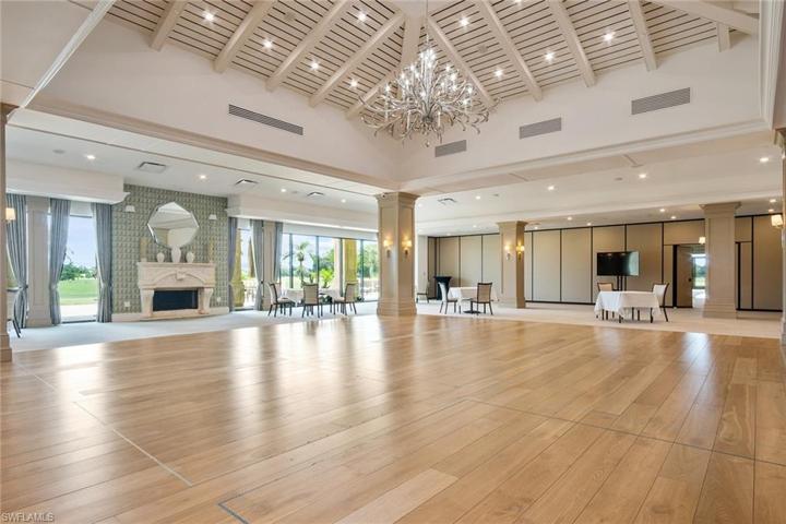 Vineyards Country Club Ballroom
