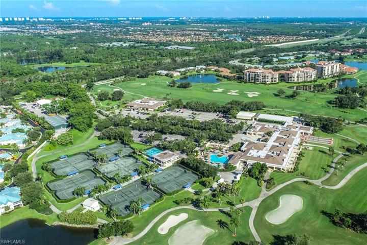 Vineyards Country Club
