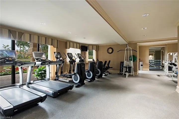 6597 Nicholas Blvd 401, Naples, Florida 34108