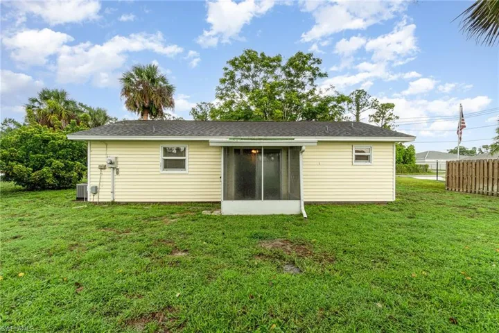 303  Dartmouth  AVE, Lehigh Acres, FL 33936