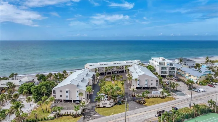 Bird's eye view of the Gulf
