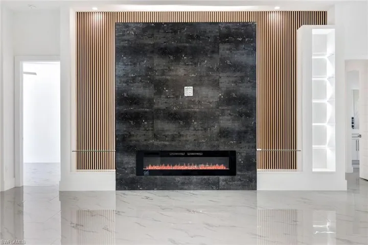 Details featuring tile patterned flooring