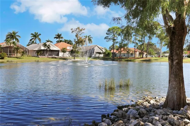 1148 Jardin Dr, Naples, Florida 34104