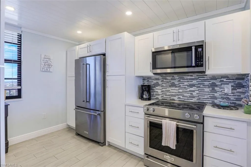440 Seaview CT, Marco Island, FL 34145,224066214