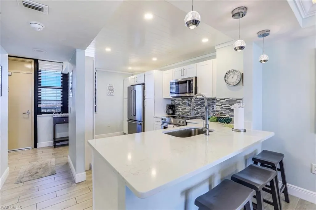 440 Seaview CT, Marco Island, FL 34145,224066214