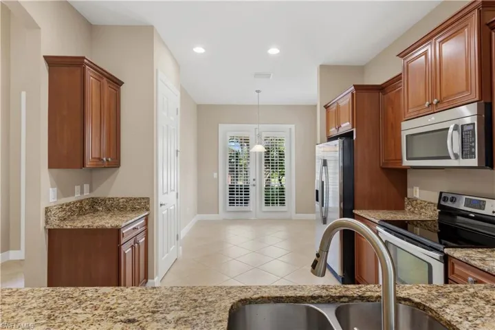 26351 Stonewall Ln, Bonita Springs, Florida 34135