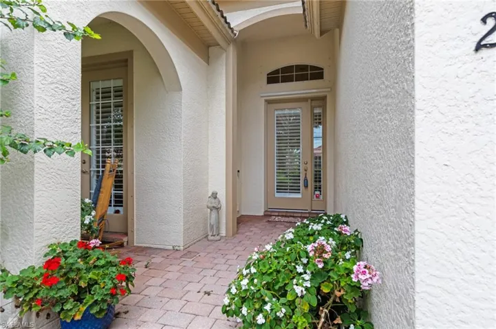 26351 Stonewall Ln, Bonita Springs, Florida 34135