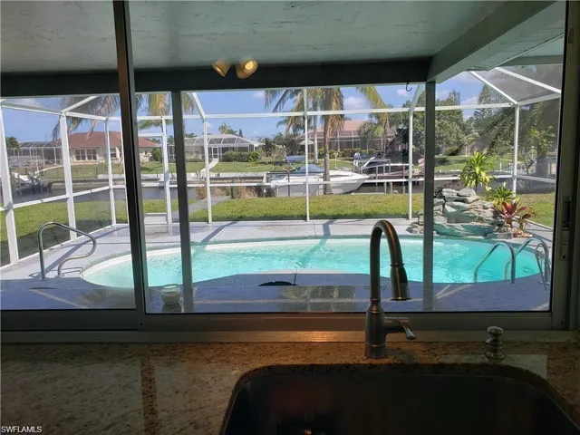 1305 Se 21st St, Cape Coral, Florida 33990
