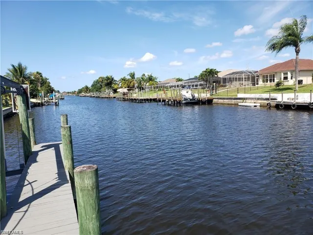 1305 Se 21st St, Cape Coral, Florida 33990