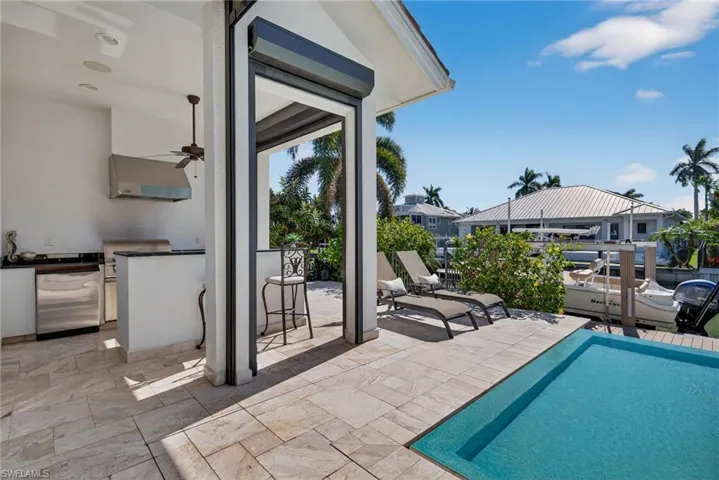 Outdoor kitchen