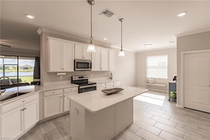 3130  Moros  CT, Fort Myers, FL 33905