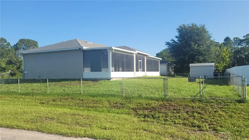 653 Foxchase Dr, Lehigh Acres, Florida 33974