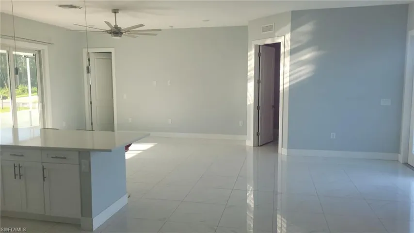 653 Foxchase Dr, Lehigh Acres, Florida 33974